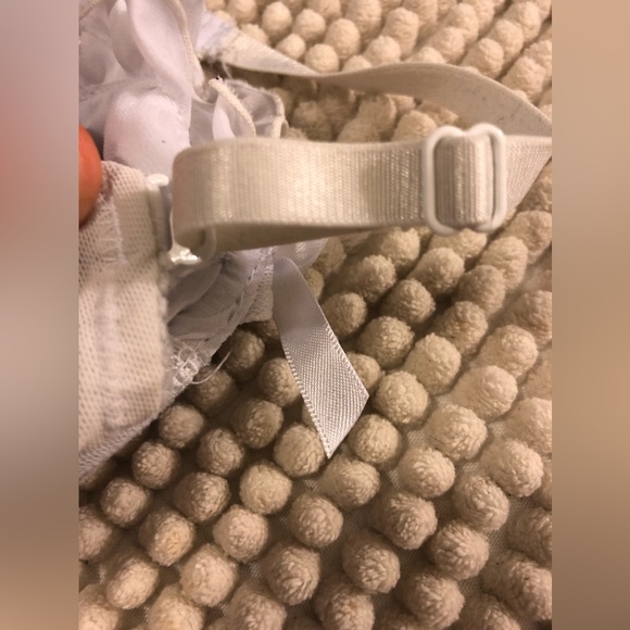 πΌ-5 Amazing bras for a  spring sale!- - Picture 11 of 16